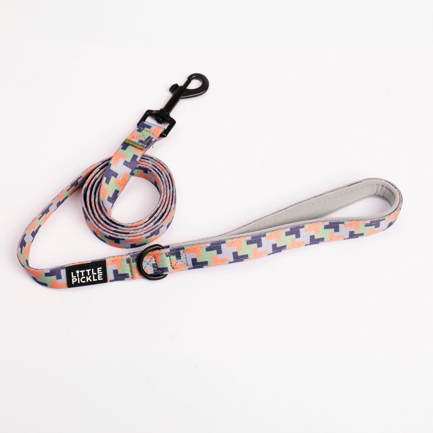 Classic Comfort Leash in Puzzler Design - Little Pickle