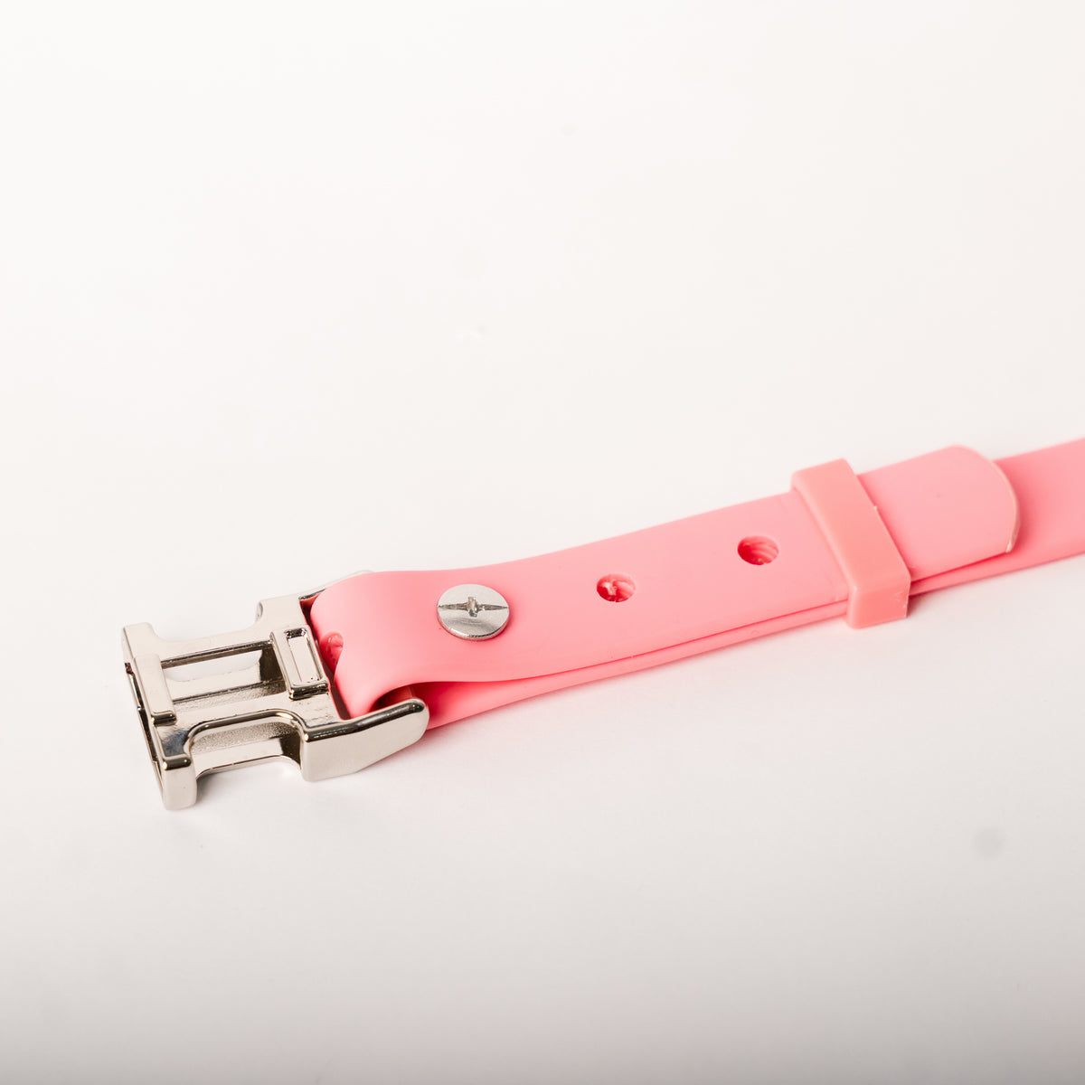 Ripply Waterproof Collar in Bubblegum Pink