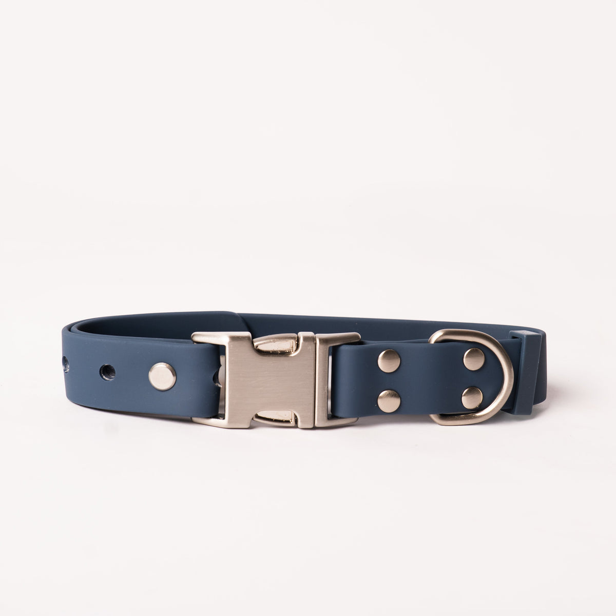 Ripply Waterproof Collar in Navy Blue