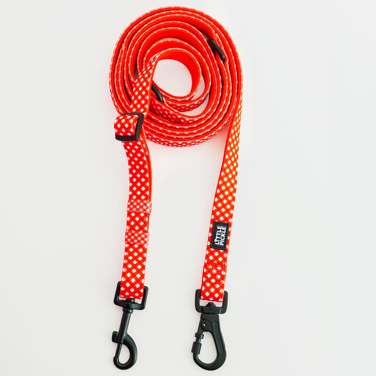 Brambel Multiway Leash in Picnic Red Gingham