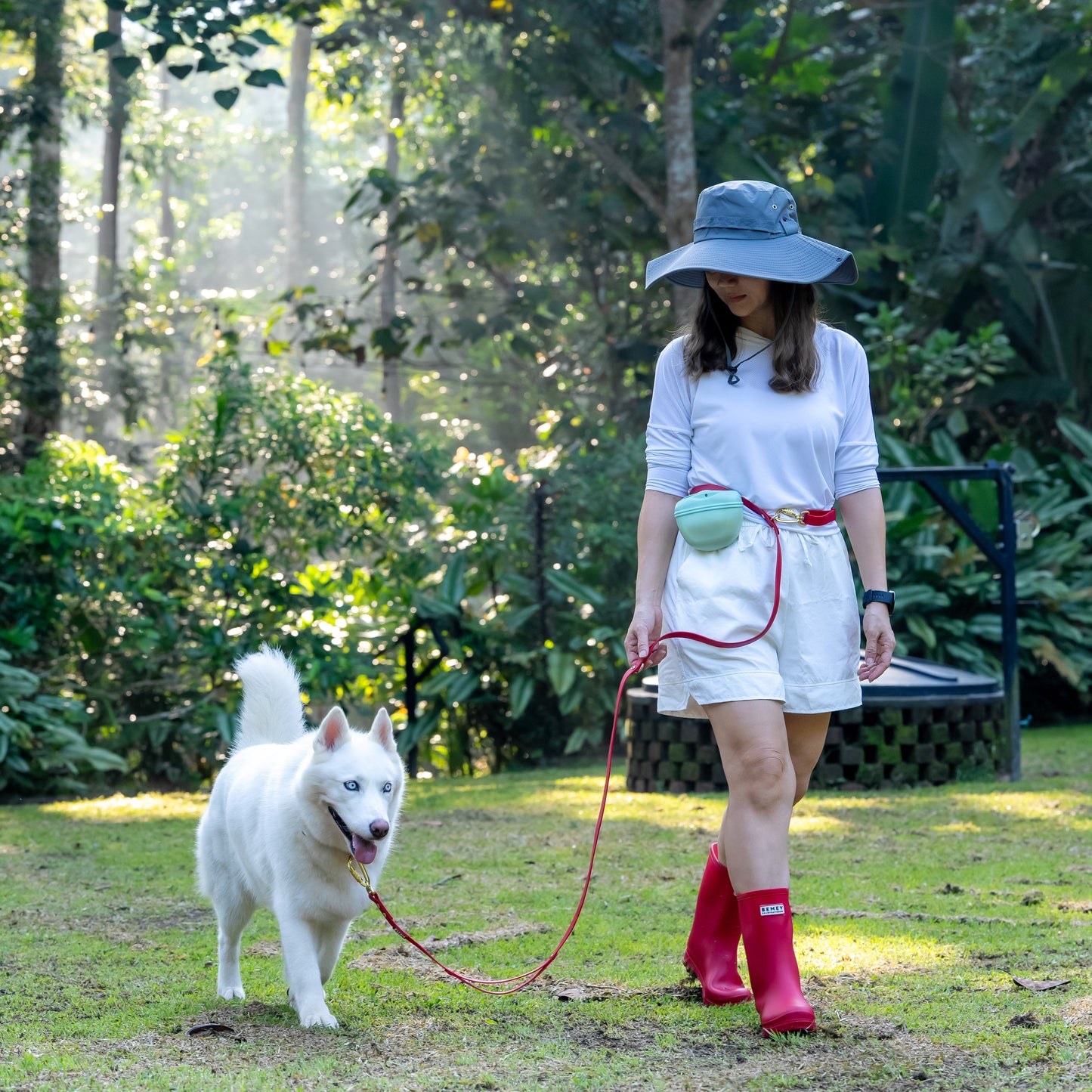 Ripply MaX Hands-Free Waterproof Multiway Leash in Royale Red